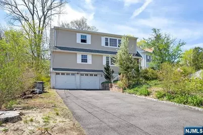 156 Bank Street, Midland Park, NJ 07432 - Photo 3