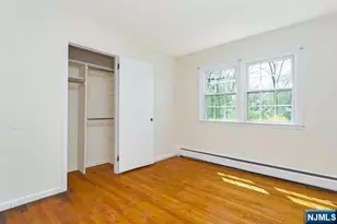 156 Bank St, Midland Park, NJ 07432 - Photo 9