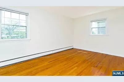 156 Bank Street, Midland Park, NJ 07432 - Photo 15