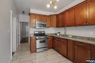 155 Myrtle Ave, Irvington, NJ 07111 - Photo 7