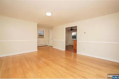 142 Maple 2 #2, Woodland Park, NJ 07424 - Photo 5