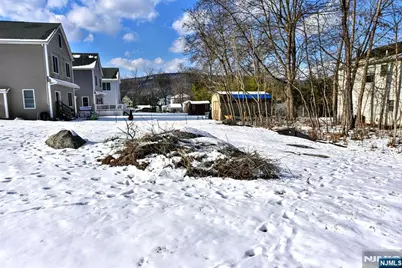 Avenue B, Mahwah, NJ 07430 - Photo 11