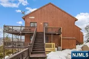 23 Wimbledon Dr 10, Vernon, NJ 07462 - Photo 31