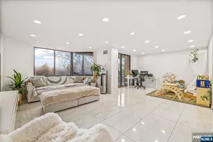 427 Harmon Cove Tower, Secaucus, NJ 07094 - Photo 7