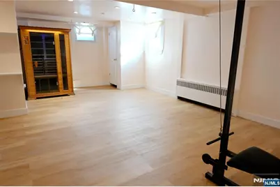 420 Broad Avenue, Englewood, NJ 07631 - Photo 25