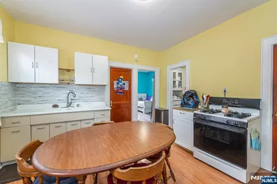 157 Van Riper Avenue, Clifton, NJ 07011 - Photo 23