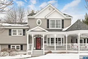 47 Susan Dr, Closter, NJ 07624 - Photo 3