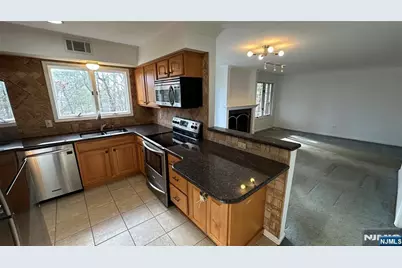 3 Preston King, Jefferson Township, NJ 07438 - Photo 17