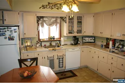 36 Glenwild Avenue 1 #1, Bloomingdale, NJ 07403 - Photo 3