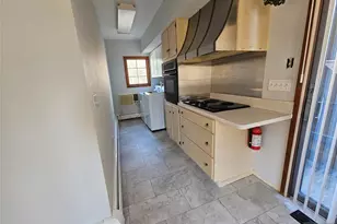 36 Glenwild Ave 1, Bloomingdale, NJ 07403 - Photo 5