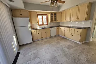 36 Glenwild Ave 1, Bloomingdale, NJ 07403 - Photo 3
