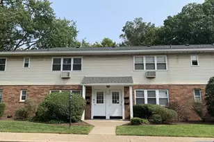 26 Lakeview Ave D, Leonia, NJ 07605 - Photo 1