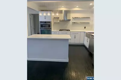 26 Lakeview Avenue D #D, Leonia, NJ 07605 - Photo 9