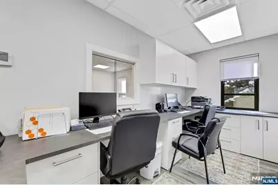 466 Old Hook 11 #11, Emerson, NJ 07630 - Photo 7