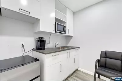 466 Old Hook 11 #11, Emerson, NJ 07630 - Photo 17