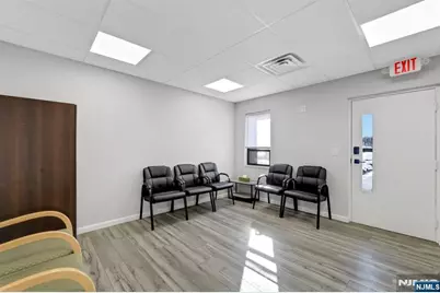 466 Old Hook 11 #11, Emerson, NJ 07630 - Photo 5