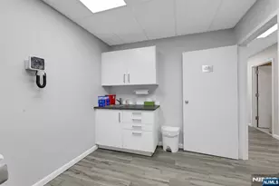 466 Old Hook 11, Emerson, NJ 07630 - Photo 15