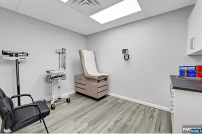 466 Old Hook 11 #11, Emerson, NJ 07630 - Photo 13