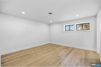 589 Fletcher Avenue, Oradell, NJ 07649 - Photo 23