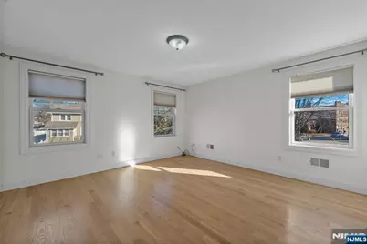 165 Fort Lee Road, Teaneck Township, NJ 07666 - Photo 13