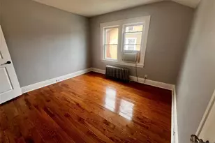 114 Cloverdale Ave 2, Paramus, NJ 07652 - Photo 3