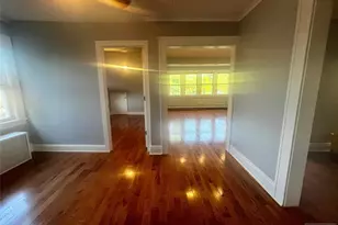 114 Cloverdale Ave 2, Paramus, NJ 07652 - Photo 9