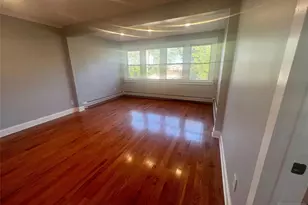 114 Cloverdale Ave 2, Paramus, NJ 07652 - Photo 9