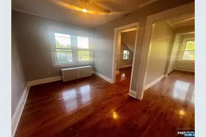 114 Cloverdale Avenue 2 #2, Paramus, NJ 07652 - Photo 7