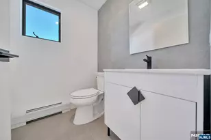 279 Myrtle Ave, Fort Lee, NJ 07024 - Photo 25