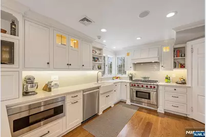 139 Central Avenue, Glen Rock, NJ 07452 - Photo 7