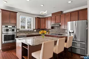 9 Landmark Ln 1003, Fair Lawn, NJ 07410 - Photo 7