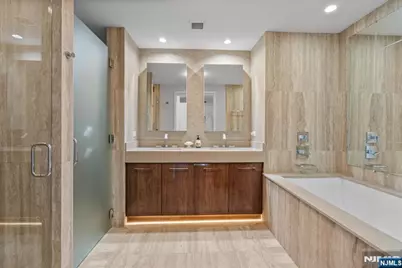 1200 Avenue Port Imp 705 #705, Weehawken, NJ 07086 - Photo 15