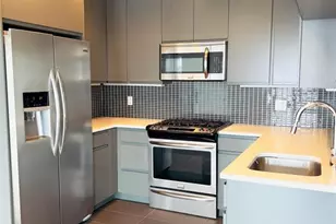 1 Executive 407, Fort Lee, NJ 07024 - Photo 7