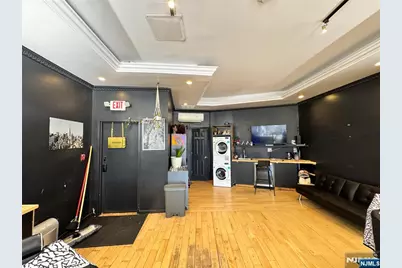 68 Essex, Hackensack, NJ 07601 - Photo 3