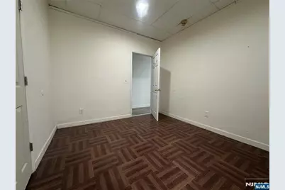 52-54 Stuyvesant Avenue 1st Floor #5, Lyndhurst Township, NJ 07071 - Photo 3