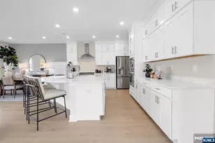 14 Belmont Pl, Oakland, NJ 07436 - Photo 3