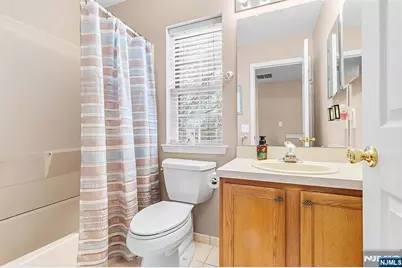 124 Ridge Drive, Pompton Lakes, NJ 07442 - Photo 21