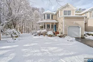 15 Paradise Pl C0008, Roseland, NJ 07068 - Photo 1