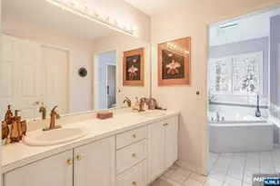 15 Paradise Pl C0008, Roseland, NJ 07068 - Photo 19