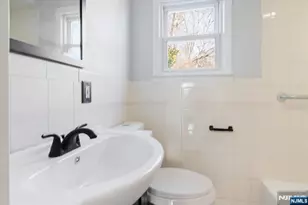 301 Riverview Rd, Pompton Lakes, NJ 07442 - Photo 13