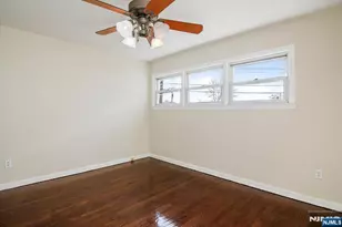 301 Riverview Rd, Pompton Lakes, NJ 07442 - Photo 11