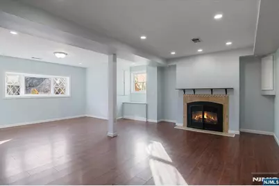 301 Riverview Road, Pompton Lakes, NJ 07442 - Photo 21