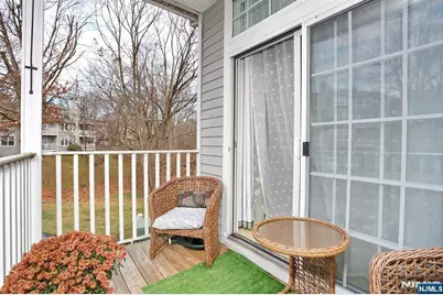 1141 Hyde Park Court 1141 #1141, Mahwah, NJ 07430 - Photo 9