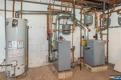 84 Locust Avenue, Wallington, NJ 07057 - Photo 19