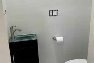 176 Weequahic Ave 1, Newark, NJ 07112 - Photo 7