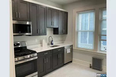 176 Weequahic Avenue 1 #1, Newark, NJ 07112 - Photo 1