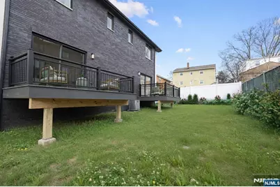 230 8th Street, Palisades Park, NJ 07650 - Photo 27