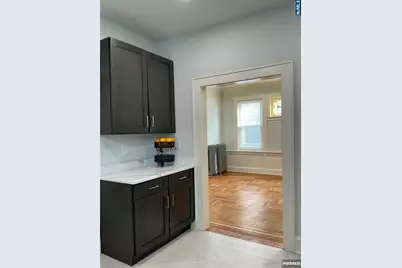 176 Weequahic Avenue 2 #2, Newark, NJ 07112 - Photo 9