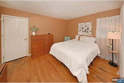 243 Devon Road, Washington Township, NJ 07676 - Photo 9