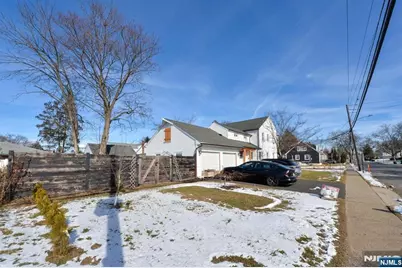 30-11 Rosalie Street, Fair Lawn, NJ 07410 - Photo 5